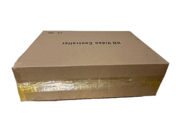 4 sur 8 pouces, 4 sur 8 pouces Matrice HDMI transparente avec une résolution maximale de 1080p